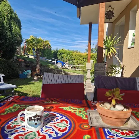 Orient Villa Nh Hracholusky